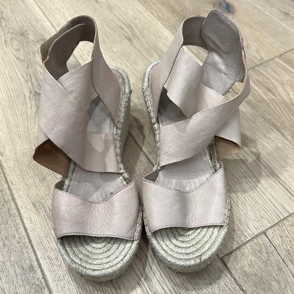 Eileen Fisher Wedge Sandal - 7